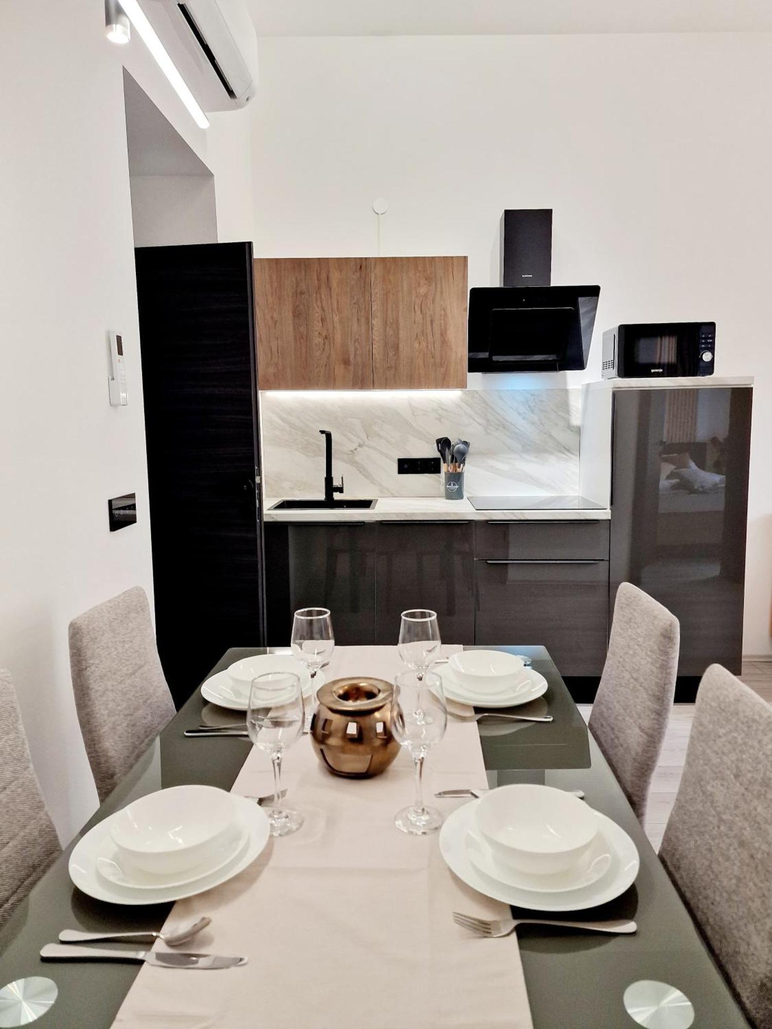 Veneziana Apartments 里耶卡 外观 照片