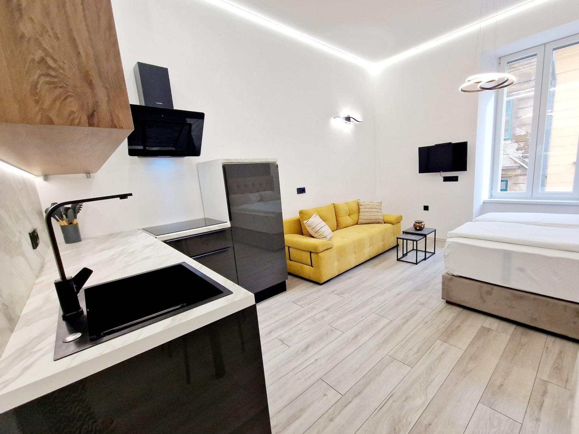 Veneziana Apartments 里耶卡 外观 照片